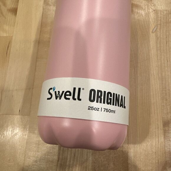 S'well Vacuum Insulated Stainless Steel Water Bottle 25 oz Pink Peony - Picture 2 of 5